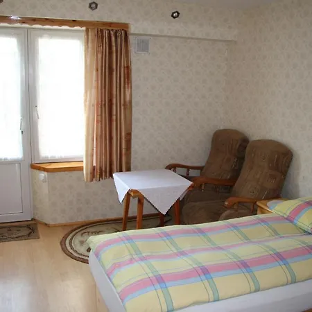 Quarto em Acomodações Particulares Goscinne Lulu