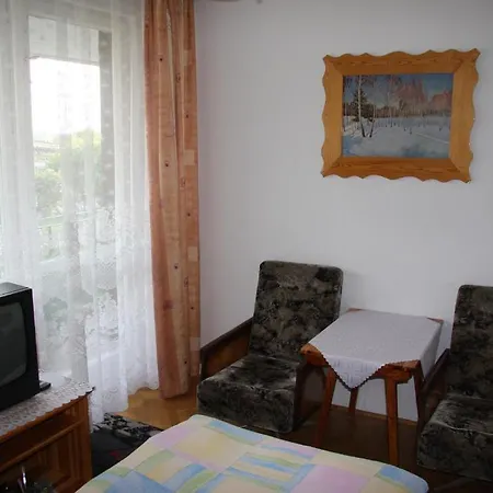 Goscinne Lulu Quarto em Acomodações Particulares